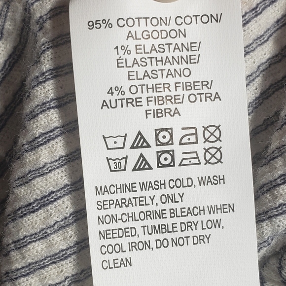 Lucky Brand V Neck Sleeveless Blouse Size Small - Picture 6 of 10